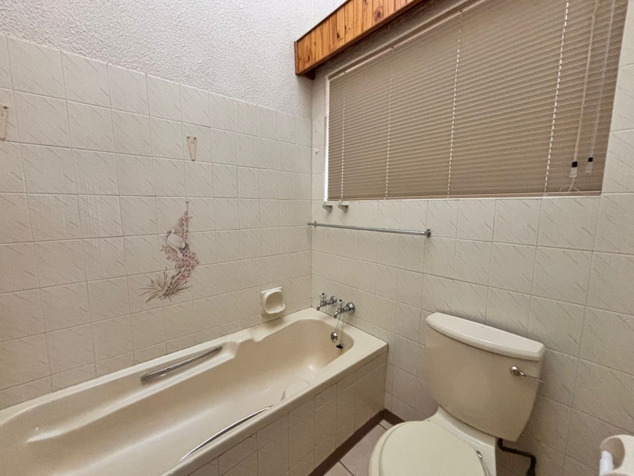 2 Bedroom Property for Sale in Oudorp North West